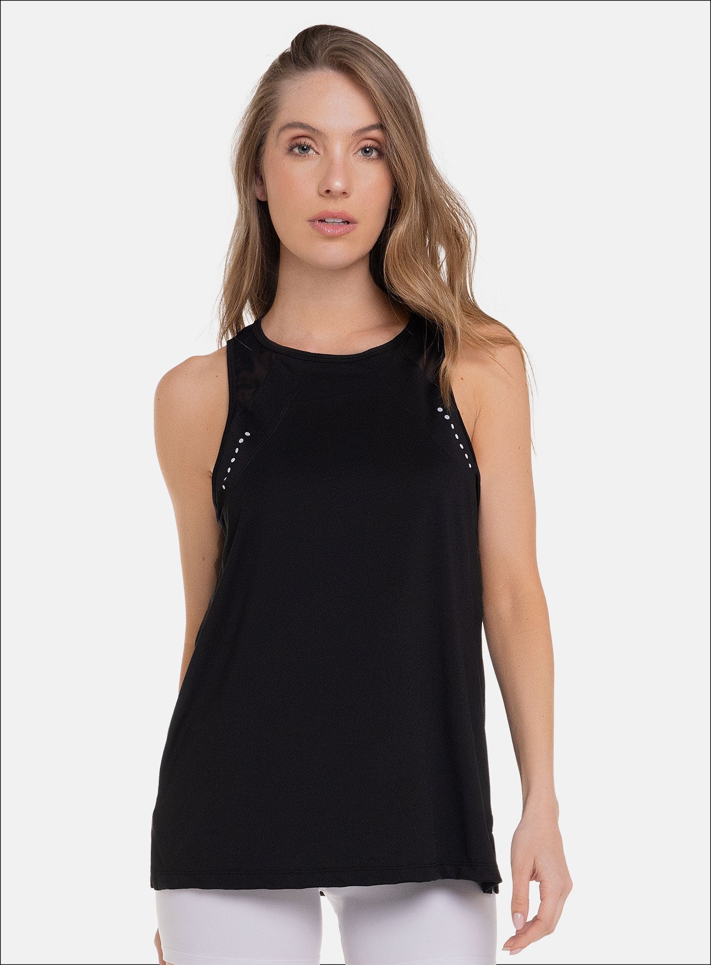 BLUSA DEPORTIVA CON INSERTOS EN MALLA